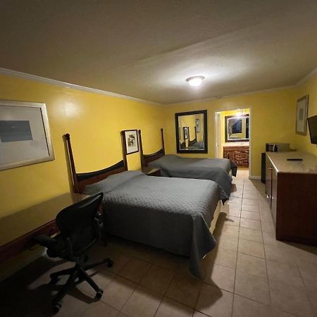 Dragon Inn & Suites Fayette Exteriör bild