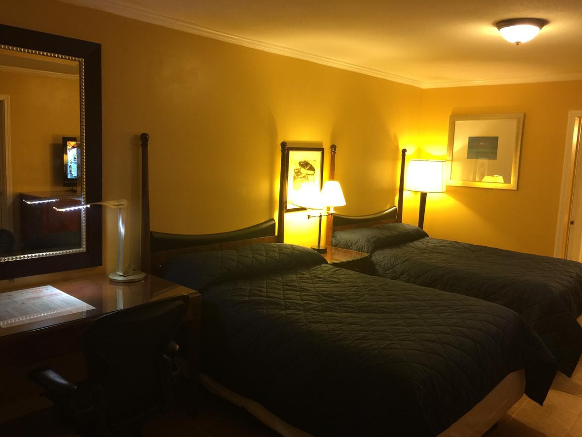 Dragon Inn & Suites Fayette Exteriör bild